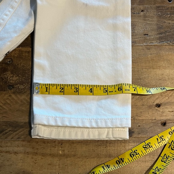 *NWT* Everlane The '90s Cheeky Straight Jean in Bone White 25 Regular - Picture 15 of 15